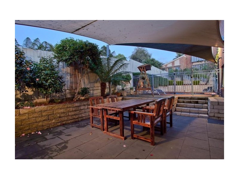 2 Heysham Drive, Wheelers Hill VIC 3150