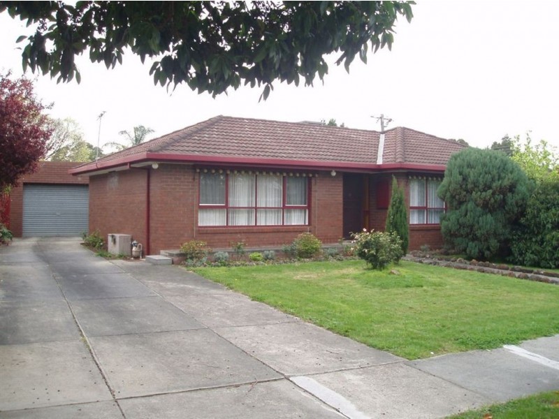 13 Crusader Crescent, Glen Waverley VIC 3150