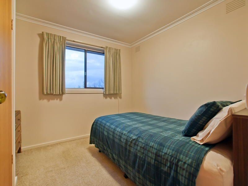 27 Remington Drive, Glen Waverley VIC 3150