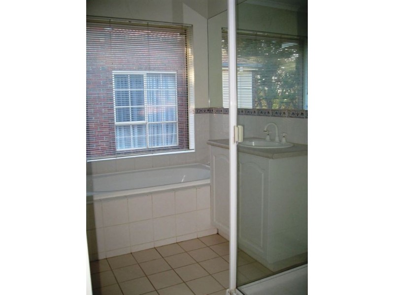5 The Grove, Glen Waverley VIC 3150
