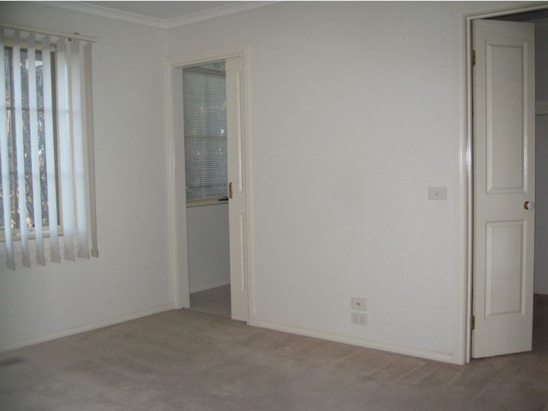5 The Grove, Glen Waverley VIC 3150