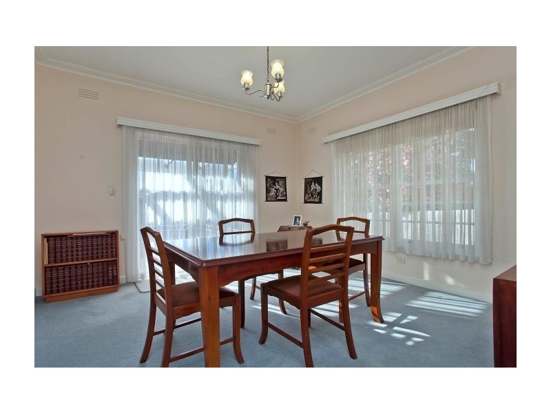 31 Leicester Avenue, Glen Waverley VIC 3150