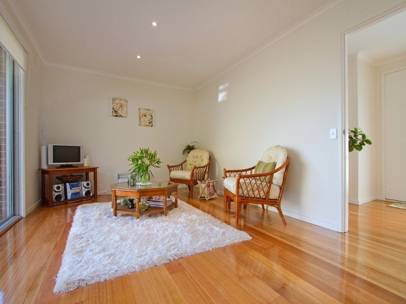 1 Mantova Drive, Wheelers Hill VIC 3150