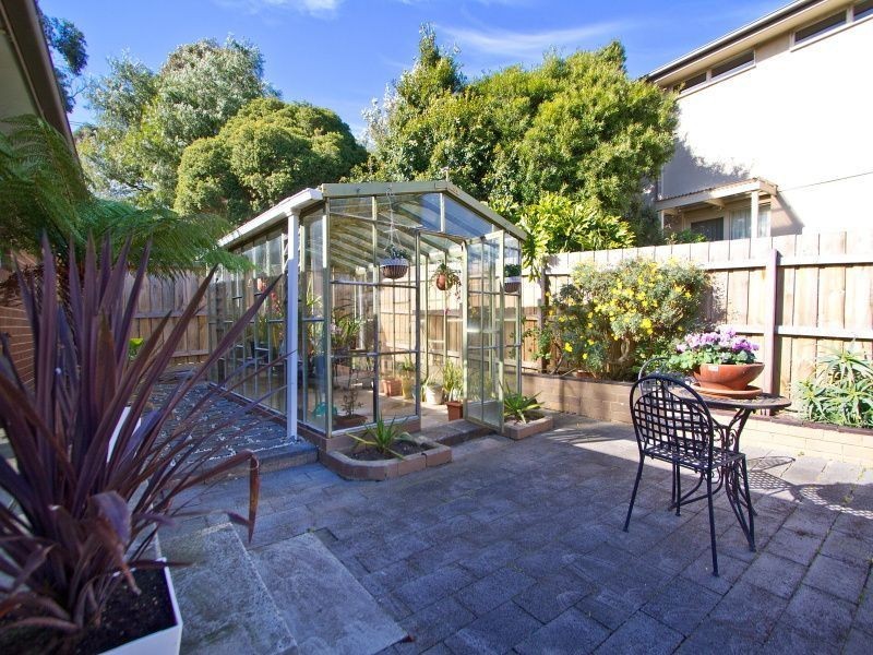 1 Mantova Drive, Wheelers Hill VIC 3150
