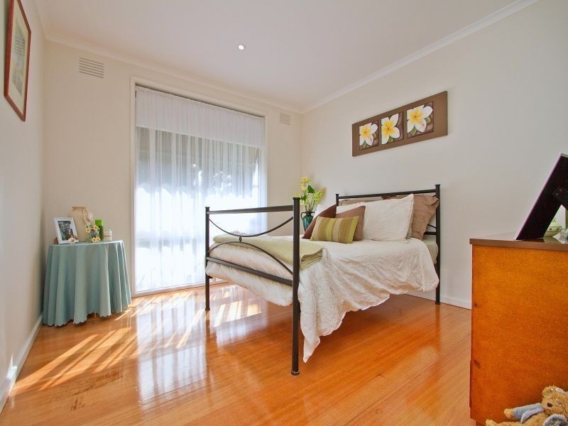1 Mantova Drive, Wheelers Hill VIC 3150