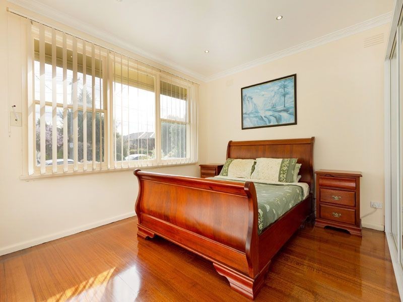 38 Fernhill Street, Glen Waverley VIC 3150