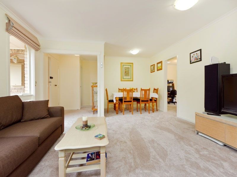 93 King Arthur Drive, Glen Waverley VIC 3150