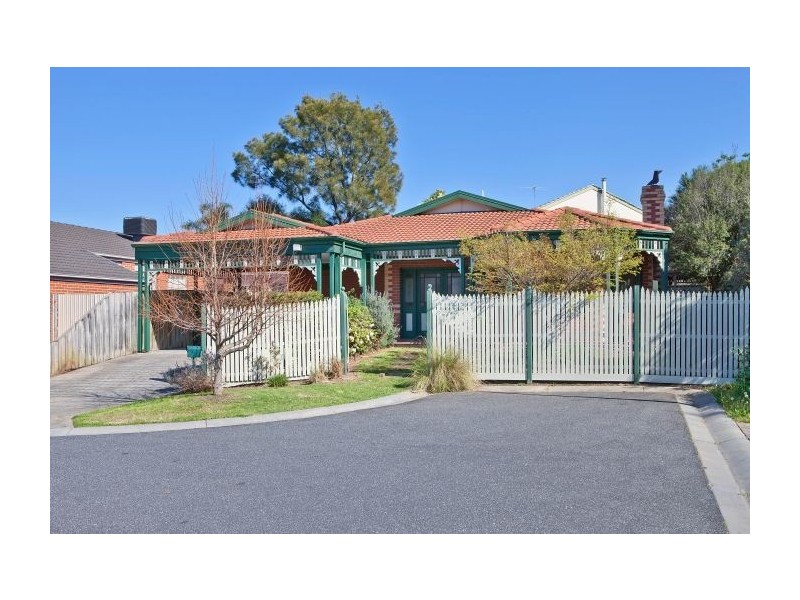 7 Kennard Place, Burwood East VIC 3151