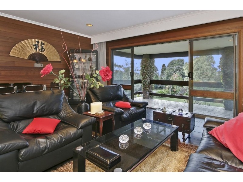 3-5 Paxton Drive, Glen Waverley VIC 3150