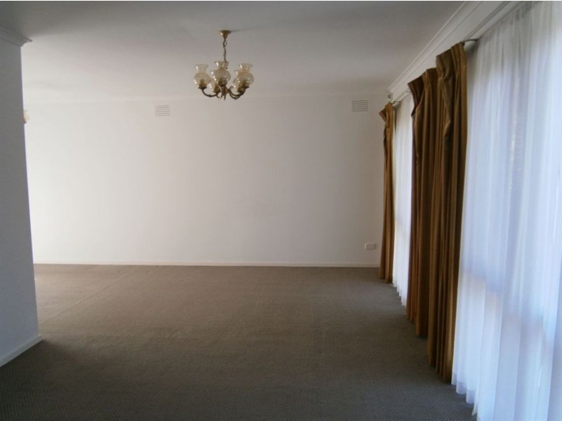 82 Mary Avenue, Wheelers Hill VIC 3150