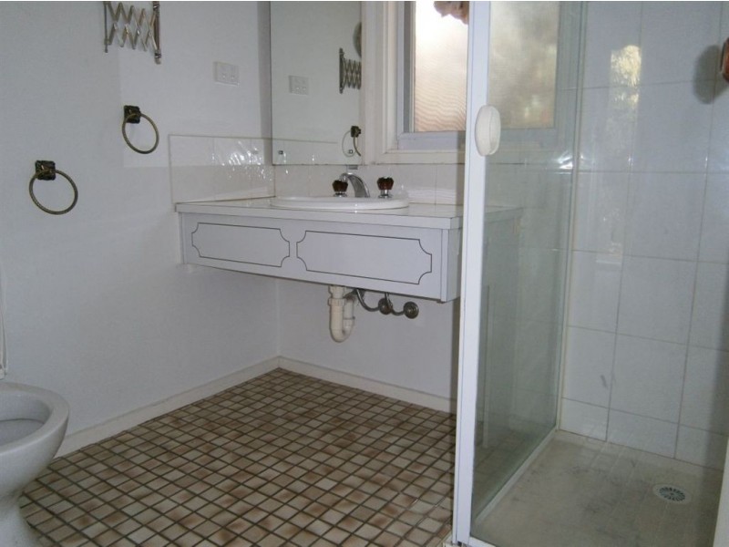 82 Mary Avenue, Wheelers Hill VIC 3150