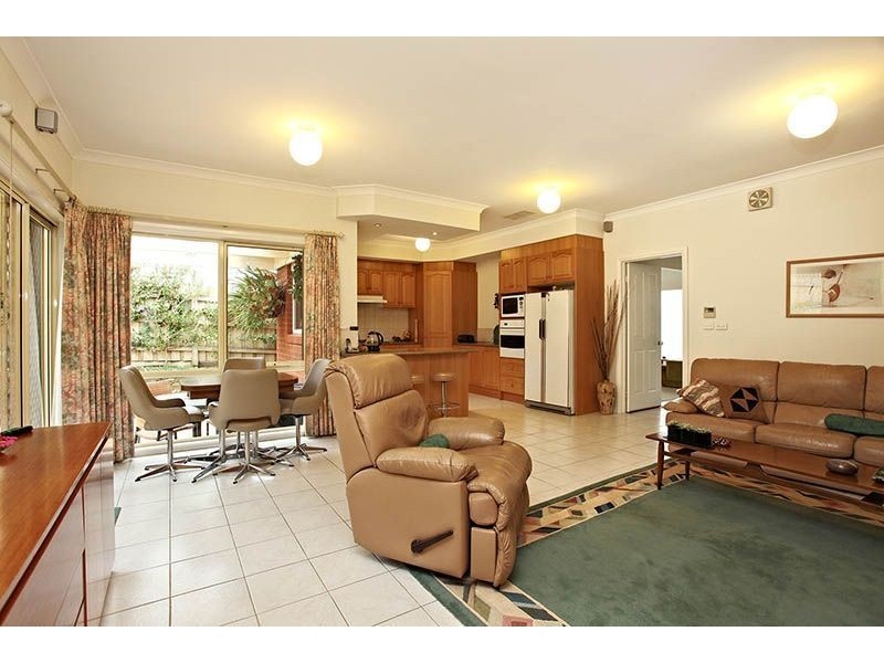 1/20 Barbara Avenue, Glen Waverley VIC 3150