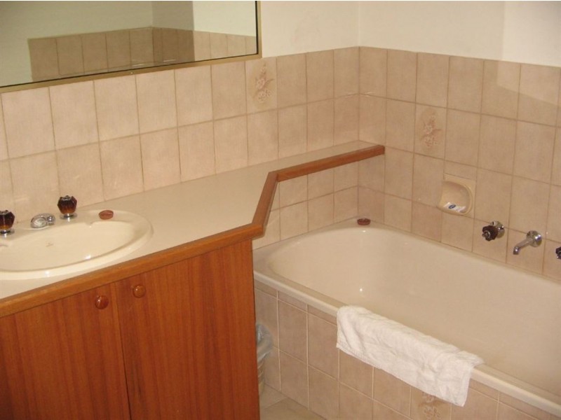 1/15 Mount Street, Glen Waverley VIC 3150