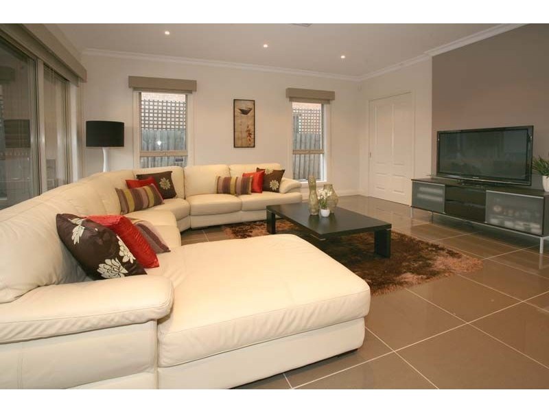 29 Crown Street, Glen Waverley VIC 3150