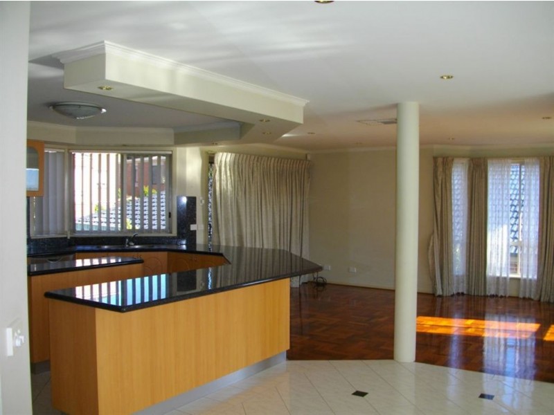 36 Arlington Drive, Glen Waverley VIC 3150