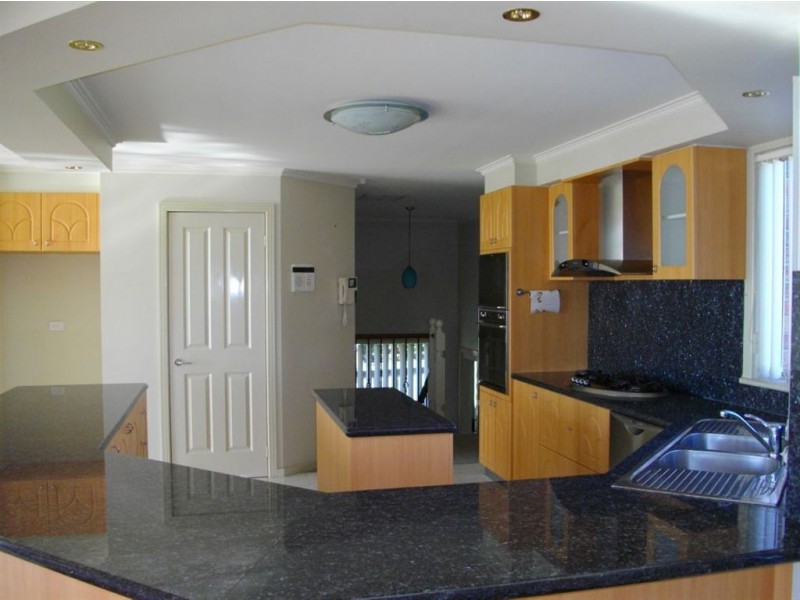 36 Arlington Drive, Glen Waverley VIC 3150