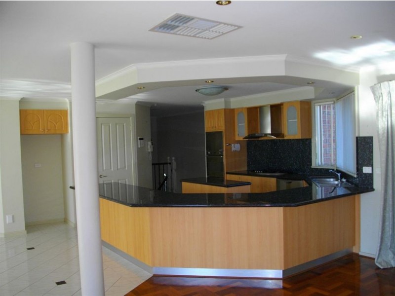 36 Arlington Drive, Glen Waverley VIC 3150