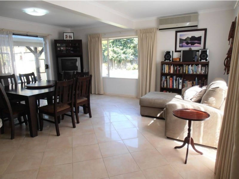 8 Wandoo Court, Wheelers Hill VIC 3150