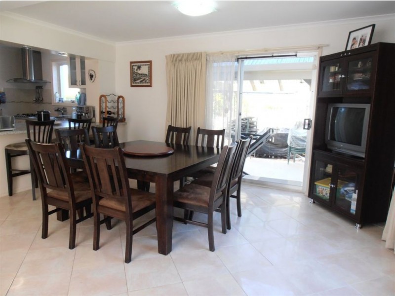 8 Wandoo Court, Wheelers Hill VIC 3150