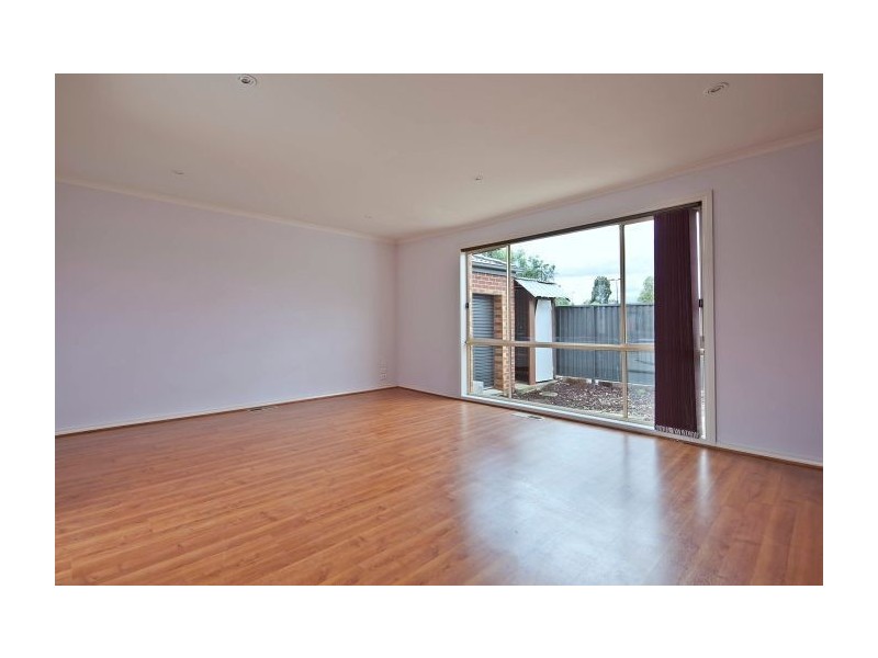 2/12 Owens Avenue, Glen Waverley VIC 3150