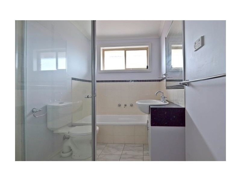 2/12 Owens Avenue, Glen Waverley VIC 3150