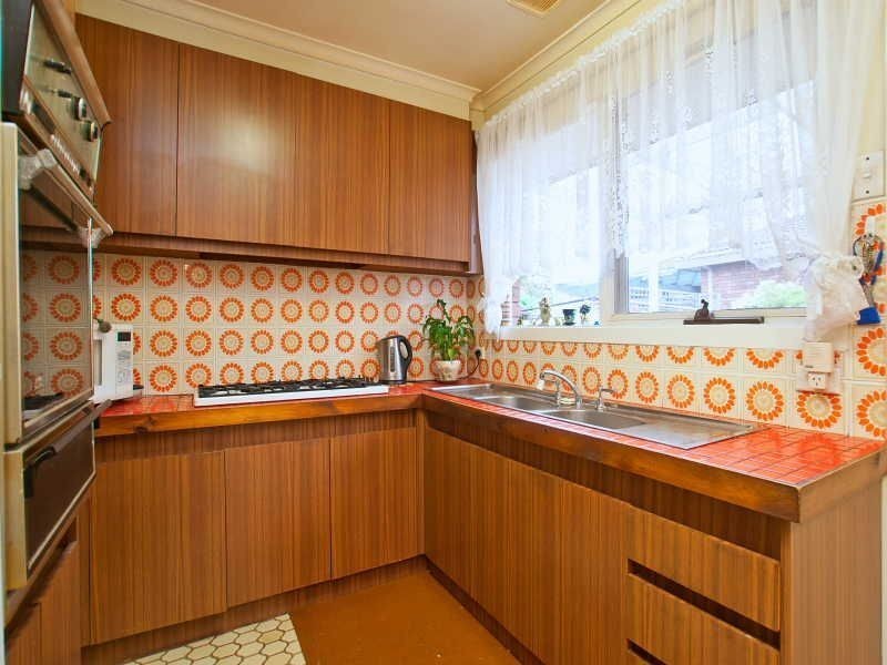2/85 Camelot Drive, Glen Waverley VIC 3150