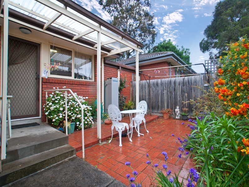 2/85 Camelot Drive, Glen Waverley VIC 3150