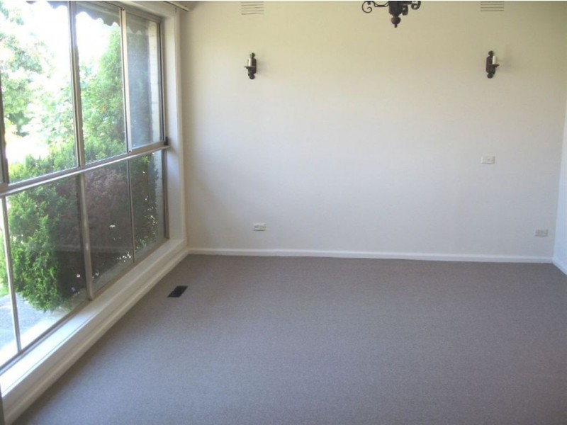 10 Belmont Road, Glen Waverley VIC 3150