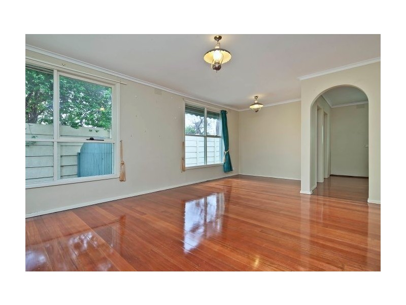 3 Whites Lane, Glen Waverley VIC 3150