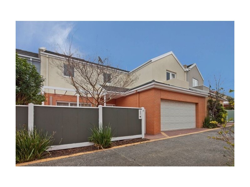 15 Hawthorn Way, Glen Waverley VIC 3150