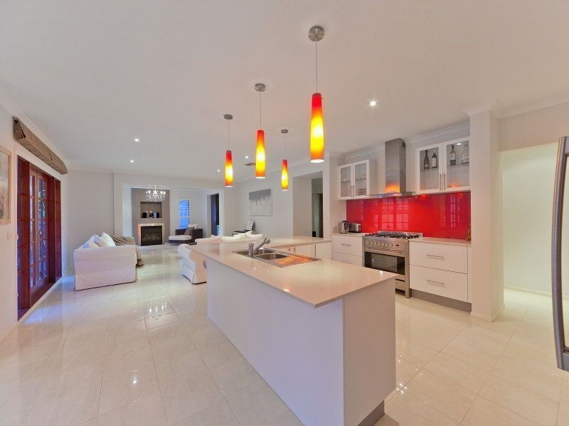 37 Driftwood Drive, Glen Waverley VIC 3150