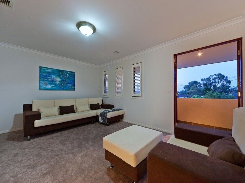 37 Driftwood Drive, Glen Waverley VIC 3150