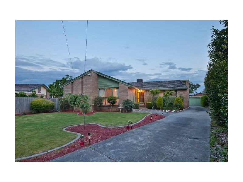 1 Regal Court, Glen Waverley VIC 3150