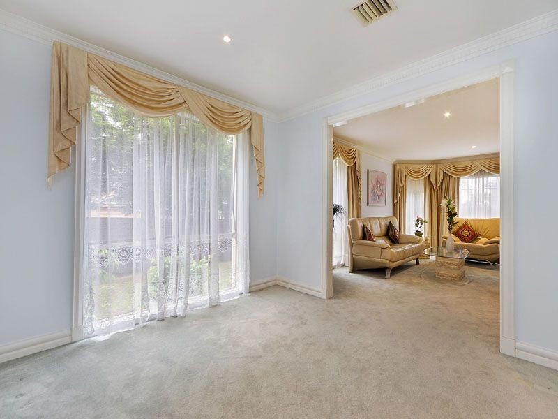 20 Latham Court, Glen Waverley VIC 3150