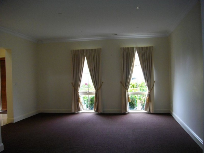 13 Montvale Mews, Mount Waverley VIC 3149