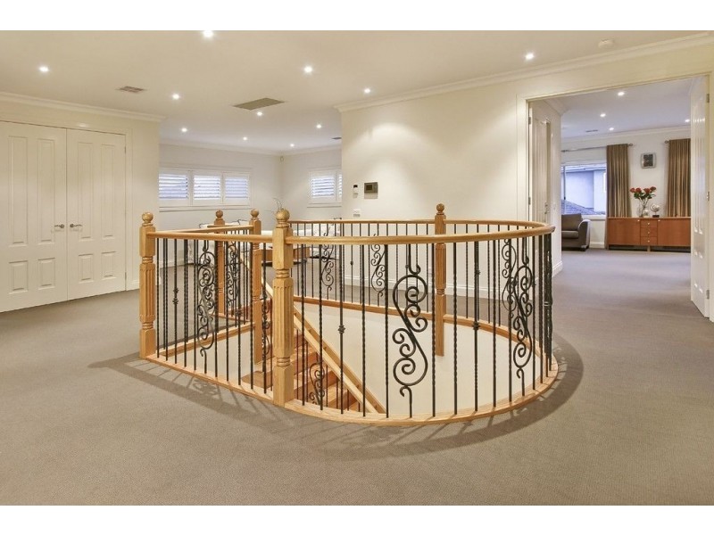 29 Crown Street, Glen Waverley VIC 3150