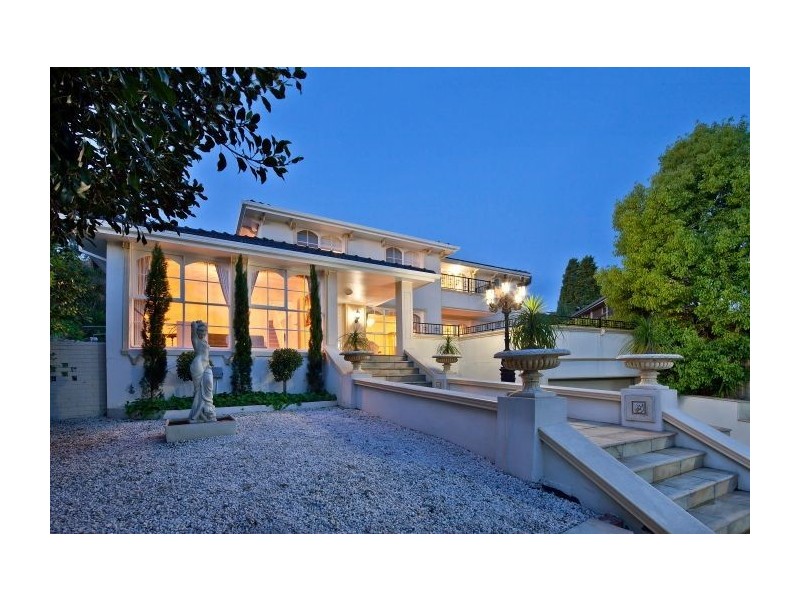 5 Aquarius Court, Wheelers Hill VIC 3150