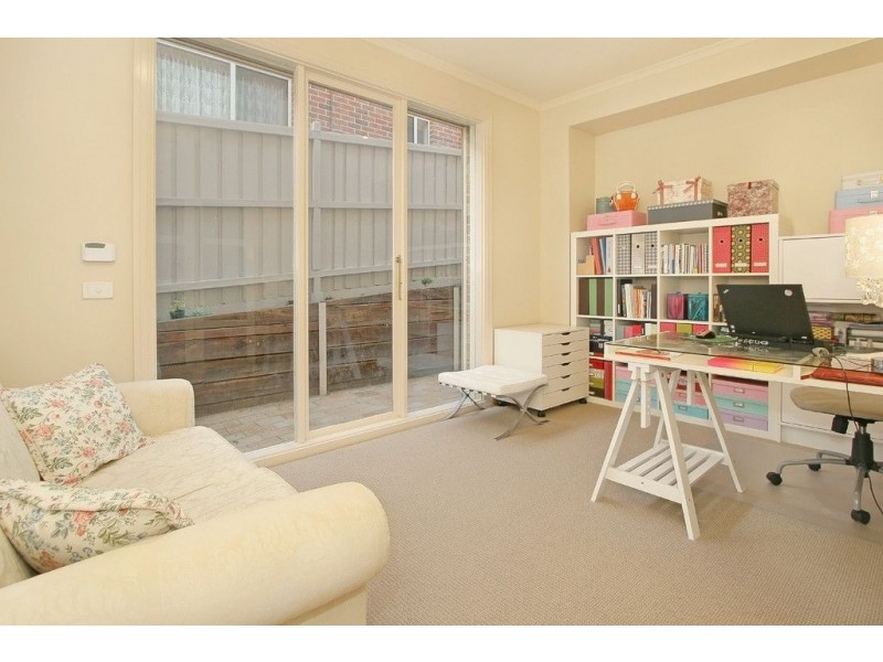 34 Avendon Boulevard, Glen Waverley VIC 3150