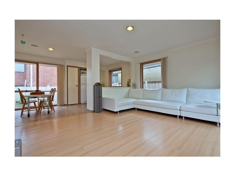 24B Myrtle Street, Glen Waverley VIC 3150