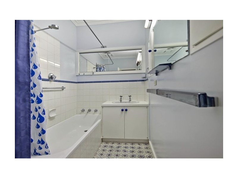 2 Kirstina Road, Glen Waverley VIC 3150