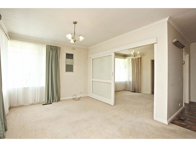 39 Wilson Road, Glen Waverley VIC 3150