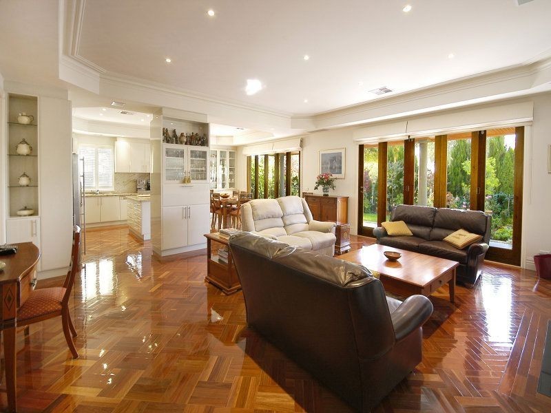 10 Floreat Court, Glen Waverley VIC 3150