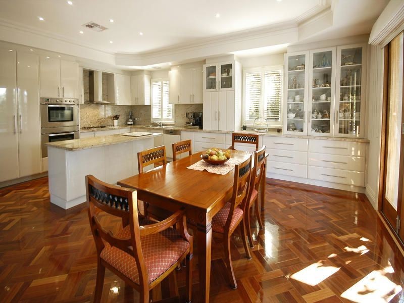 10 Floreat Court, Glen Waverley VIC 3150
