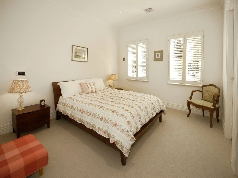 10 Floreat Court, Glen Waverley VIC 3150
