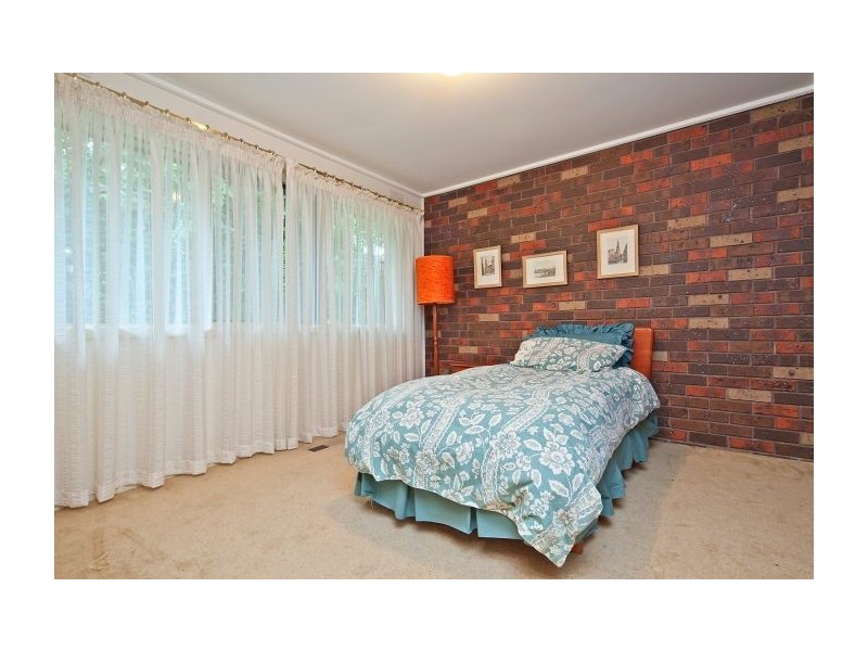 27 Belinda Crescent, Wheelers Hill VIC 3150