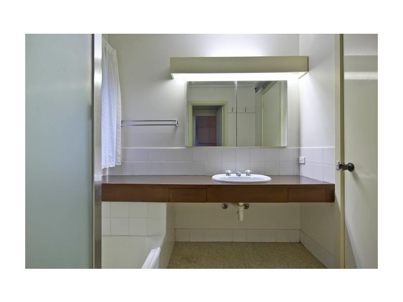 27 Belinda Crescent, Wheelers Hill VIC 3150