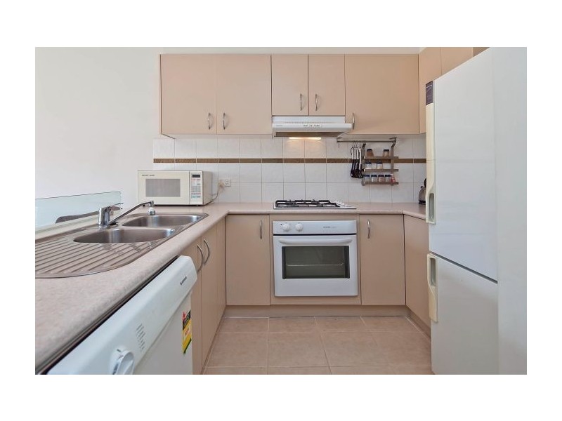 14/18 Tulloch Grove, Glen Waverley VIC 3150