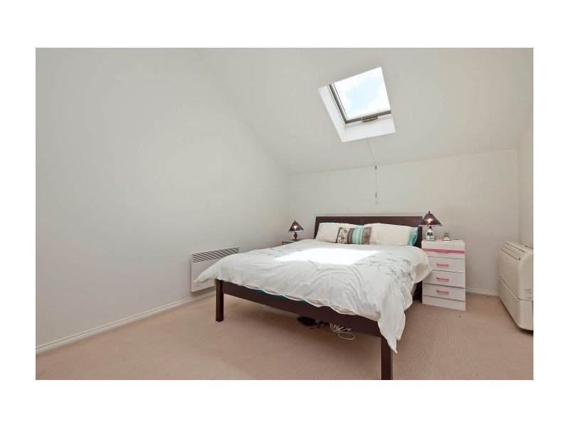 14/18 Tulloch Grove, Glen Waverley VIC 3150