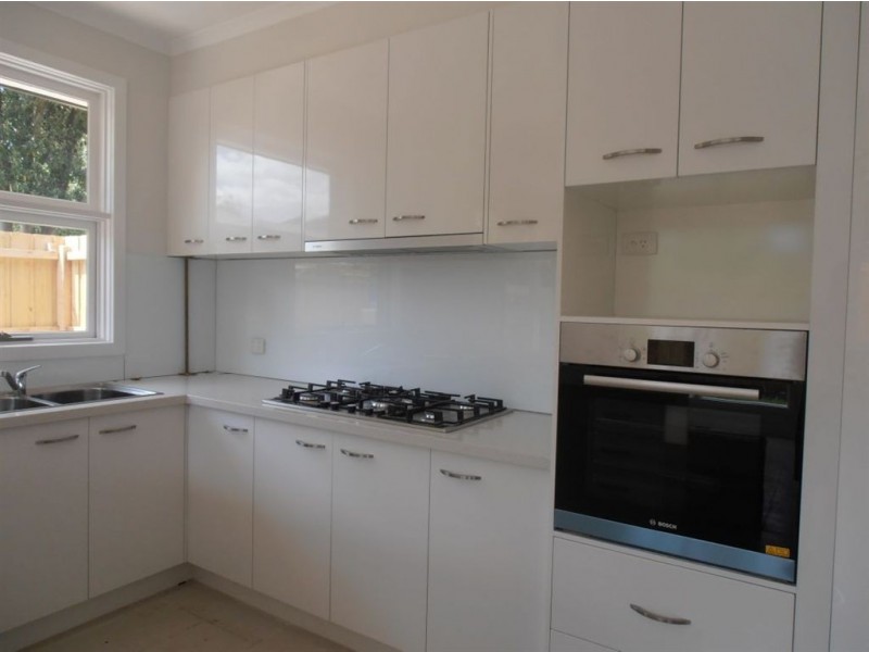 19 Wilson Road, Glen Waverley VIC 3150