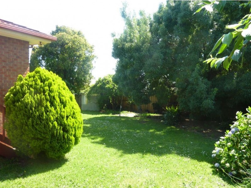 9 Watsons Road, Glen Waverley VIC 3150